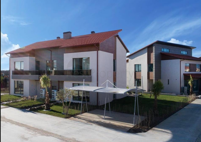 Комплекс вилл 3+1 в районе Дошемеальты Анталья