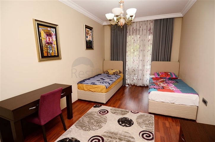 Апартаменты  3+1 с мебелью, в комплексе  на первой линии