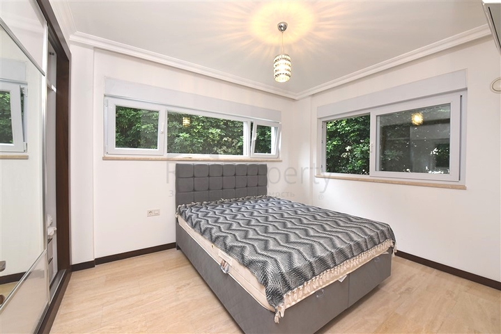 Дуплекс с выходом в сад в комплексе класса люкс