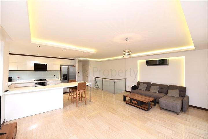 Дуплекс с выходом в сад в комплексе класса люкс