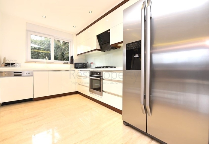 Дуплекс с выходом в сад в комплексе класса люкс