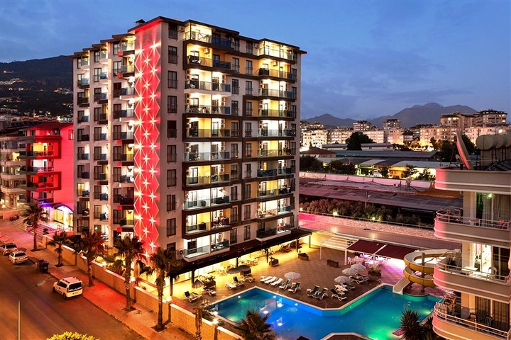 Квартира в комплексе отельного типа в центре Аланьи