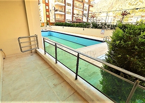 Квартира 1+1 в комплексе с газовым отоплением в Анталии