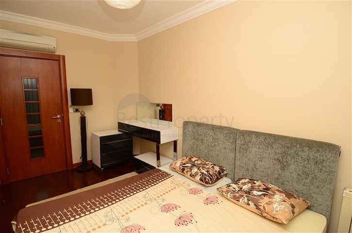 Апартаменты 2+1 с выходом в сад в аренду