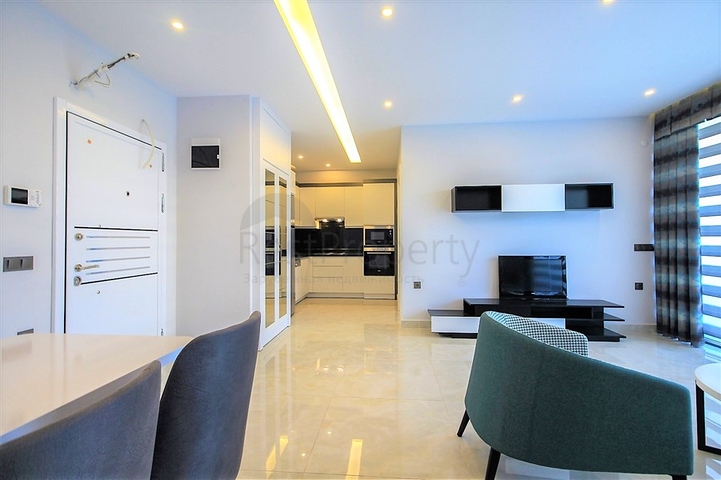 Новый комплекс на первой линии Махмутлара