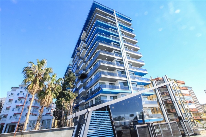 Новый комплекс на первой линии Махмутлара