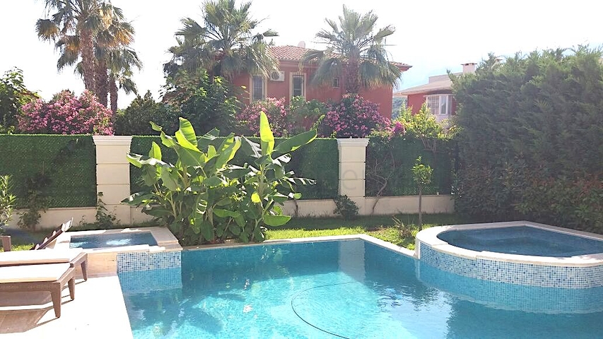 Меблированная вилла 3+1 в Кемере, в районе Чамюва