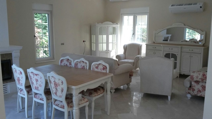 Меблированная вилла 3+1 в Кемере, в районе Чамюва