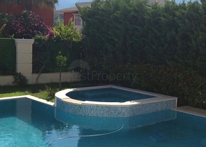 Меблированная вилла 3+1 в Кемере, в районе Чамюва