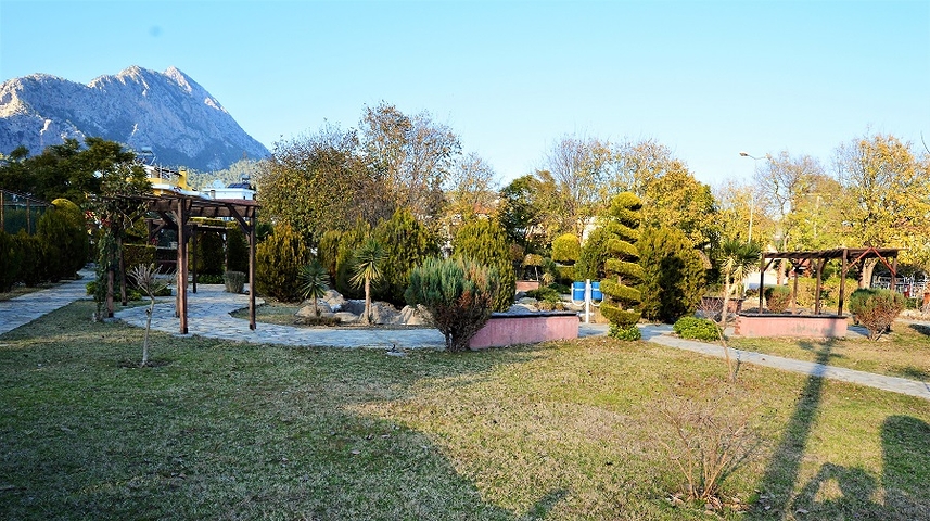 Отдельностоящая вилла 5+1 в Гейнюке