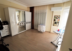 Отдельностоящая вилла 5+1 в Гейнюке