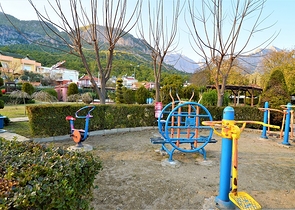 Отдельностоящая вилла 5+1 в Гейнюке