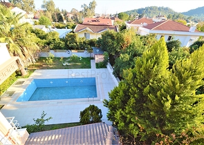 Отдельностоящая вилла 5+1 в Гейнюке