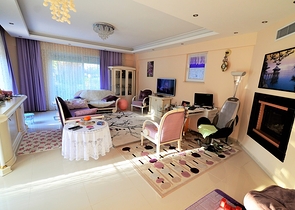 Отдельностоящая вилла 5+1 в Гейнюке