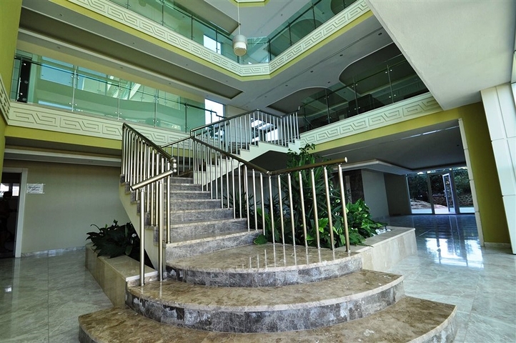 Трехкомнатные апартаменты в районе Кестель