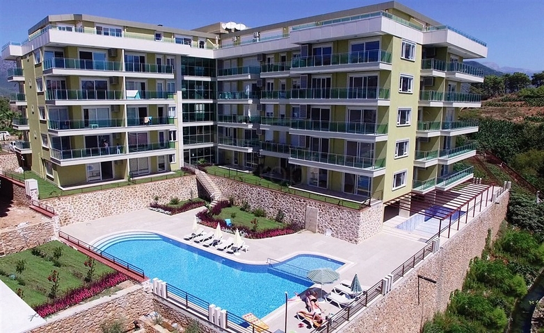 Трехкомнатные апартаменты в районе Кестель