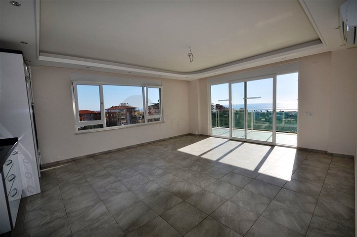 Трехкомнатные апартаменты в районе Кестель