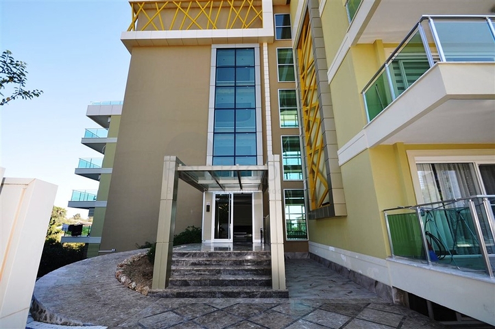 Трехкомнатные апартаменты в районе Кестель