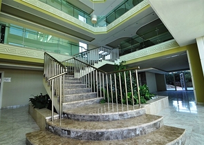 Трехкомнатные апартаменты в районе Кестель