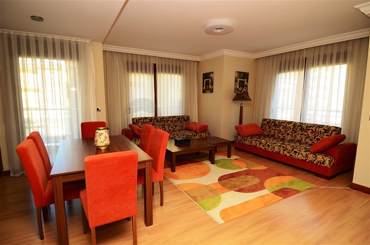 Апартаменты с мебелью в комплексе Сельчуклу Конаклары