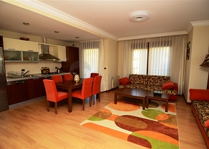 Апартаменты с мебелью в комплексе Сельчуклу Конаклары