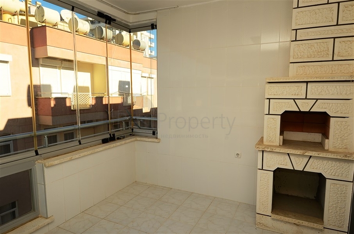 Апартаменты с мягкой мебелью и встроенной техникой рядом с морем