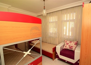 Апартаменты с мягкой мебелью и встроенной техникой рядом с морем