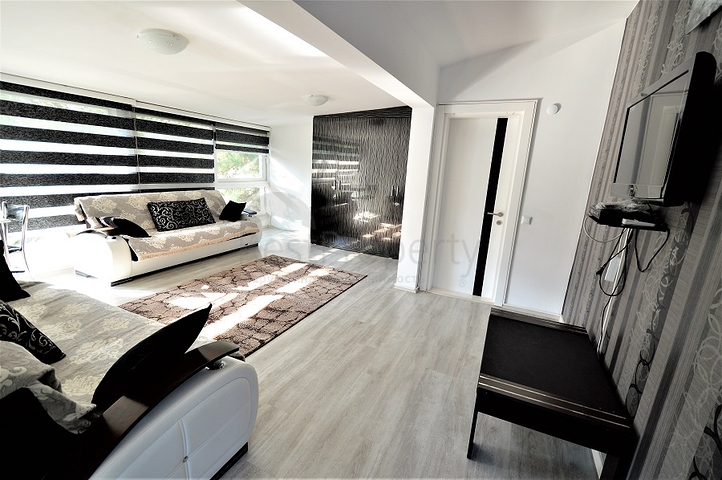 Продажа полностью блока с квартирами 1+1 и 2+1  в Анталии 150 метров до моря