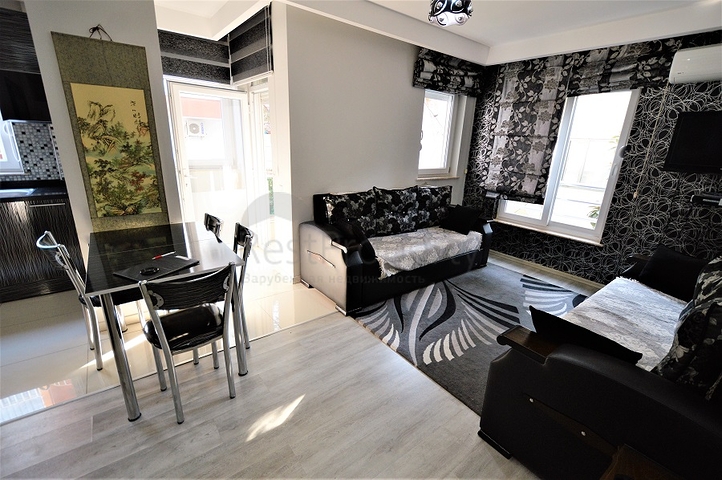 Продажа полностью блока с квартирами 1+1 и 2+1  в Анталии 150 метров до моря