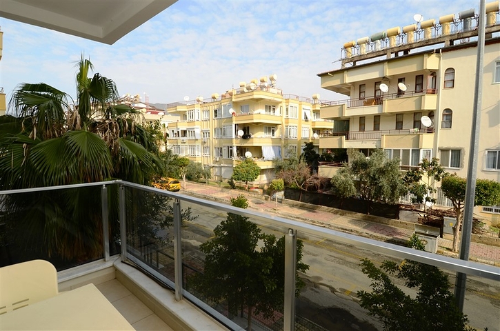 Двухкомнатные апартаменты в аренду в 200 метрах от моря Двухкомнатные апартаменты в аренду в 200 метрах от моря