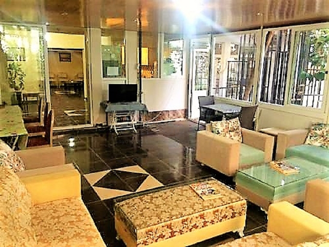 Отель на продажу в центре Анталии с 27 комнатами