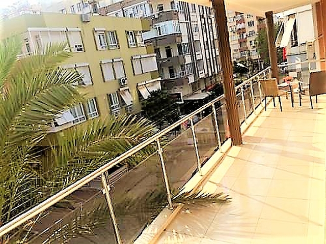 Отель на продажу в центре Анталии с 27 комнатами