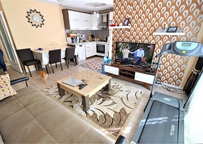 Меблированная квартира 2+1 в комплексе с бассейном в Анталии