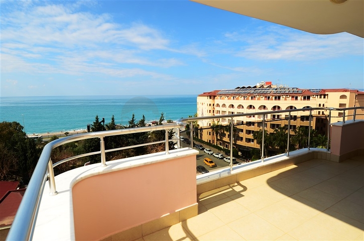 Меблированные апартаменты 2+1 с видом на море