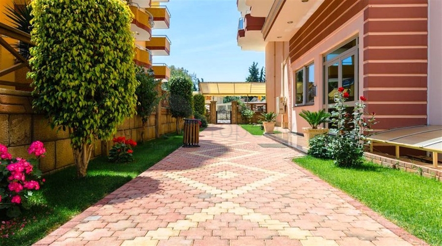 Меблированные апартаменты 2+1 с видом на море