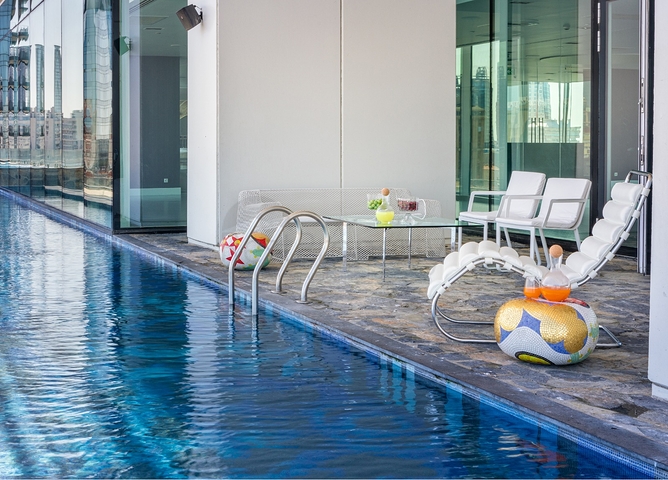 Уникальный небоскреб в самом центре Стамбула, район Шишли