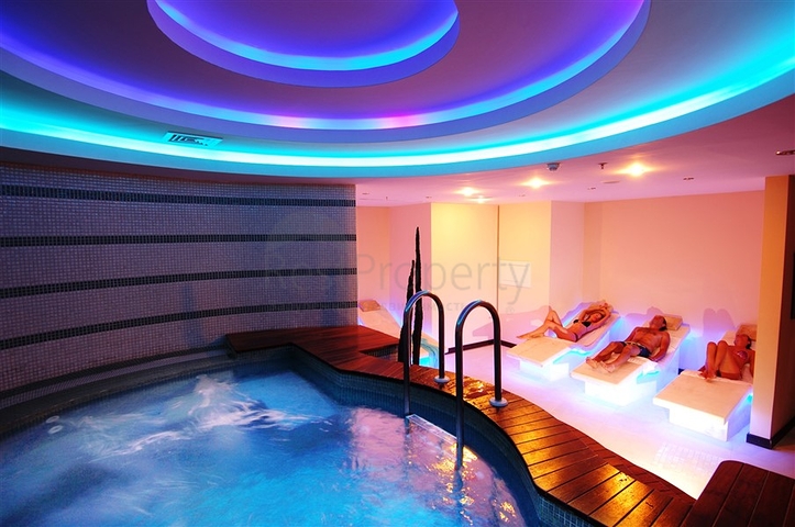 Апартаменты с мебелью в роскошном комплексе в Каргыджак