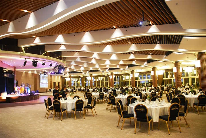 Апартаменты с мебелью в роскошном комплексе в Каргыджак