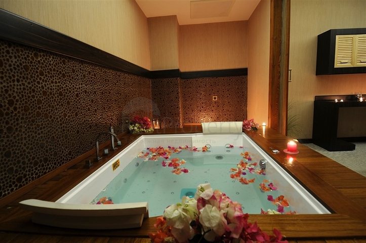 Апартаменты с мебелью в роскошном комплексе в Каргыджак