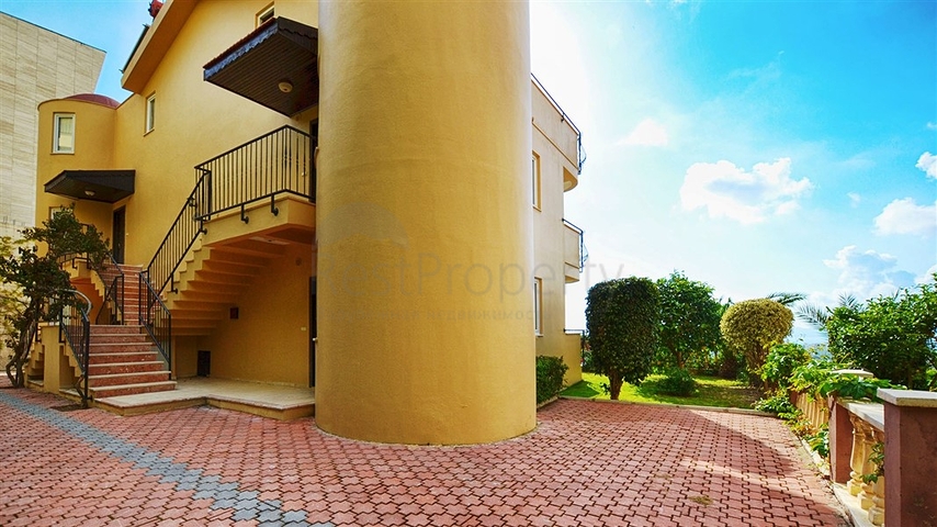 Апартаменты с мебелью в роскошном комплексе в Каргыджак