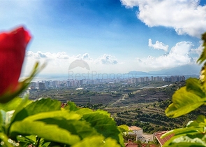 Апартаменты с мебелью в роскошном комплексе в Каргыджак