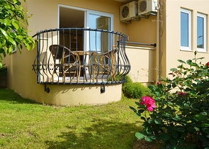 Апартаменты с мебелью в роскошном комплексе в Каргыджак