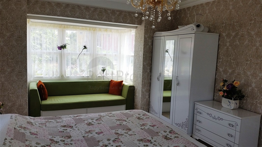 Двухэтажная вилла в турецком стиле