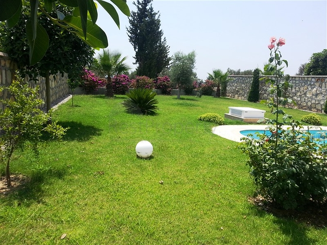 Двухэтажная вилла в турецком стиле