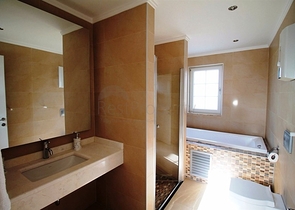 Двухэтажная вилла в турецком стиле