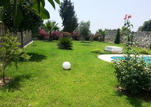 Двухэтажная вилла в турецком стиле