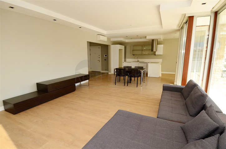 Квартира с видом на горы Таурус