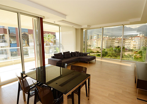 Квартира с видом на горы Таурус