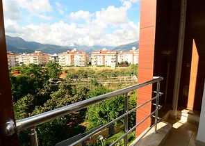 Квартира с видом на горы Таурус