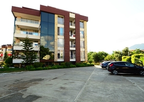 Квартира с видом на горы Таурус